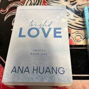 Twisted Love by Ana Huang - Blue Cover
